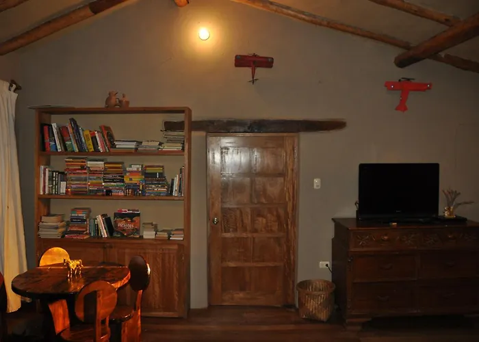 Valle Dorado Lodge *