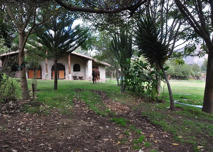 Valle Dorado Lodge *